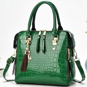 Elegant Green Crocodile Embossed Pattern Handbag & Crossbody Tassel Charm NWT